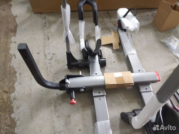 Велокрепление на фаркоп yakima holdup 02434