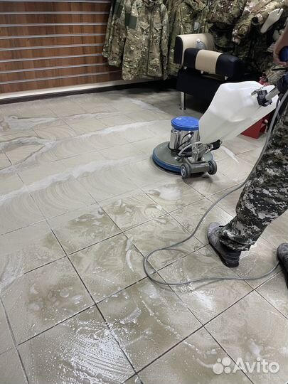 Клининг полов роторной машиной (полотером)