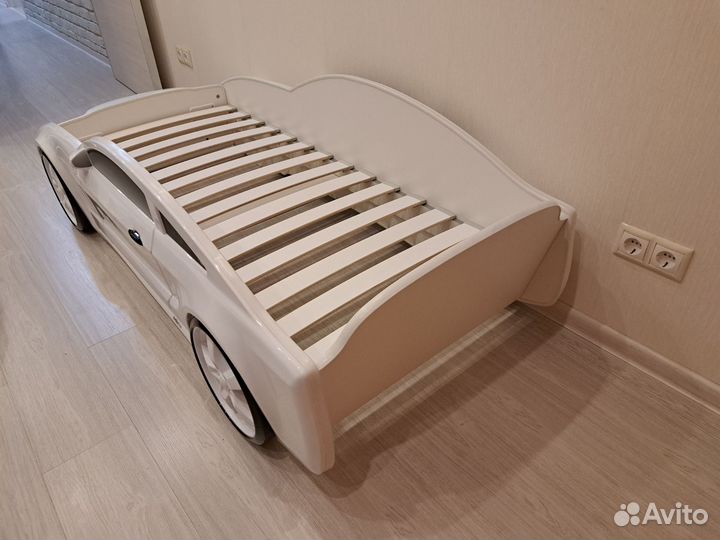 Кровать машина 