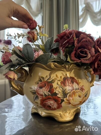 Цветы искусственные с горшком