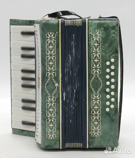 Детский аккордеон Малыш (под ремонт)