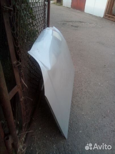 Капот Opel Zafira B