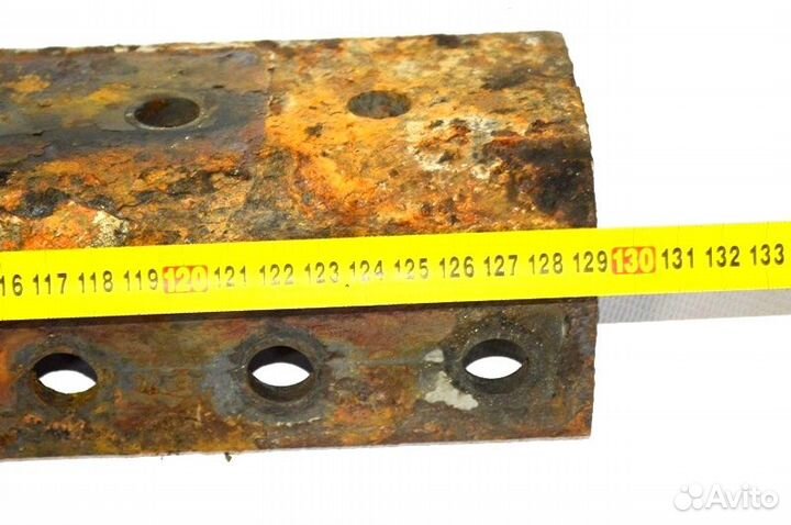 Уголок сцепного устройства (седла), левый volvo FH