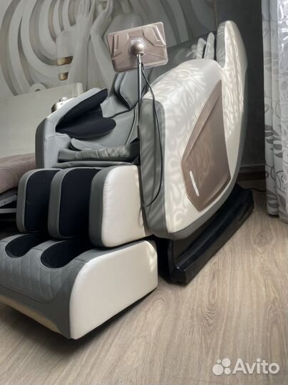 Массажное кресло