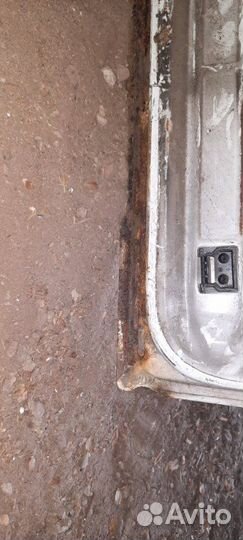 Дверь для передняя правая Mercedes Sprinter 904