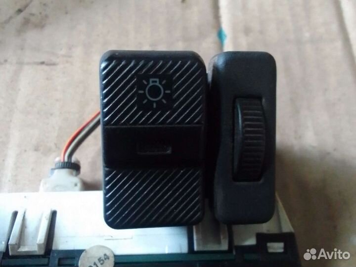 Кнопка света Passat B3 Transporter T4