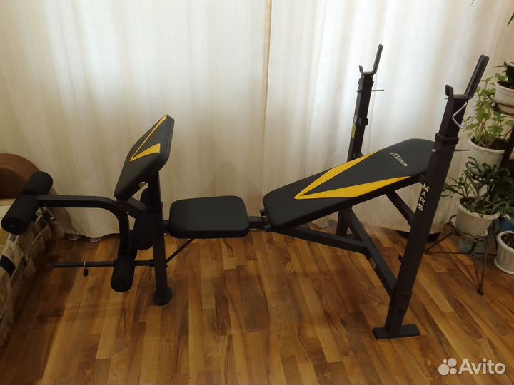 Скамья для жима со стойками