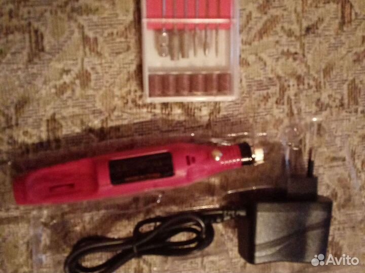 Аппарат для маникюра и педикюра