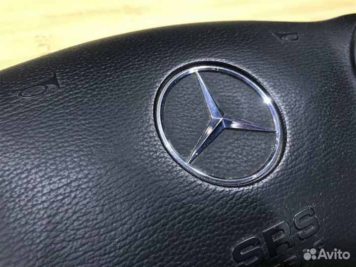 Подушка безопасности в руль Mercedes-Benz C-Class