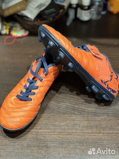 Футбольные бутсы