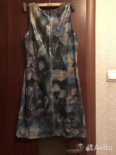 Платье легендарное hugo boss 42-44