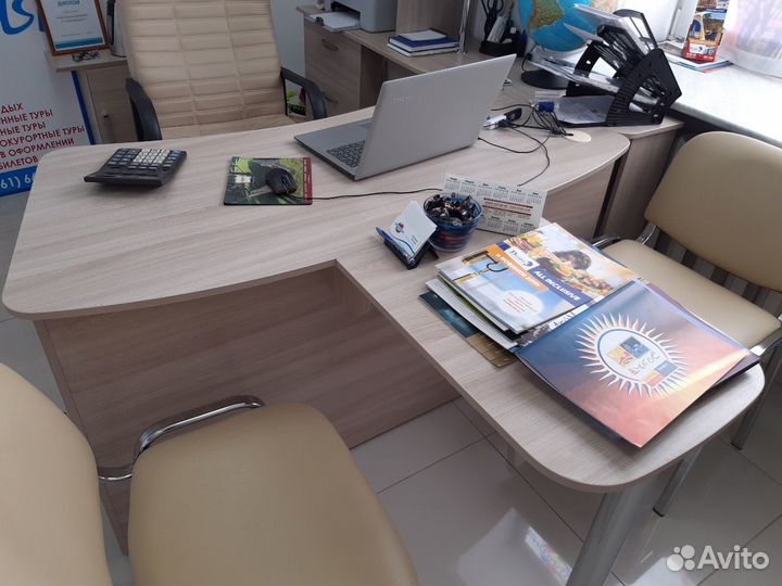 Стол для офиса