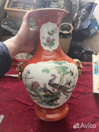 Ваза большая фарфоровая