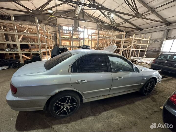 В разборе Hyundai Sonata, 2002 г.в., 2.0 G4JP