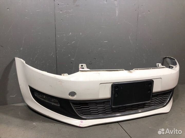 Бампер передний Volkswagen Polo 5