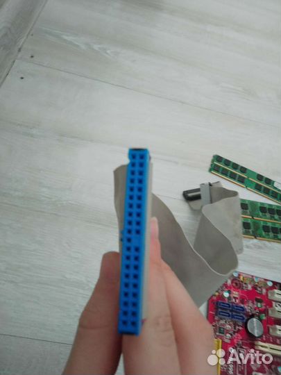 Торг есть. Материнка K9N neo V3