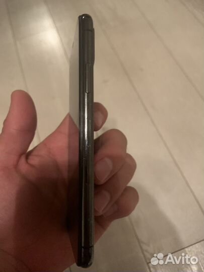 iPhone Xs, 64 ГБ