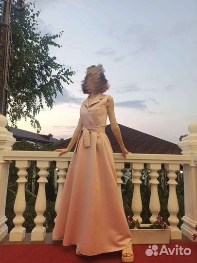 Платье в пол