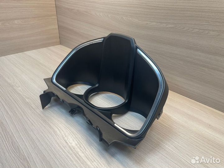 Козырек щитка приборов LADA X-Ray