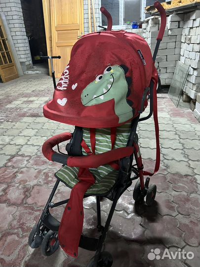 Прогулочная коляска