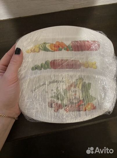 Новая тарелка-разделитель детская для сосисок и га