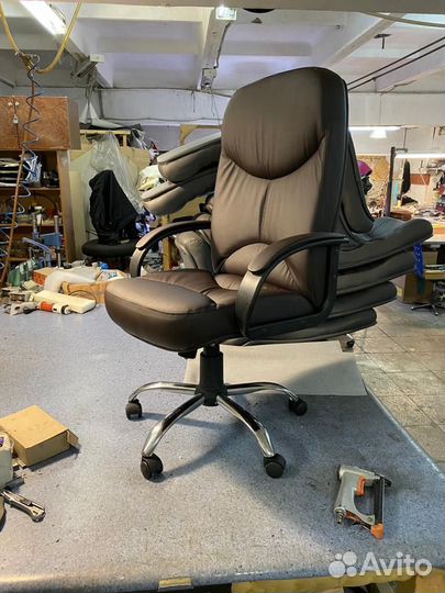 Компьютерное кpеcлo