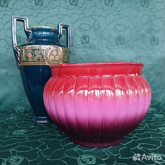 Горшок антикварный
