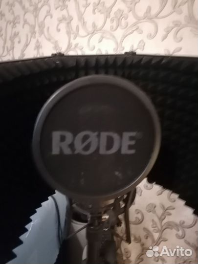 Студийный микрофон rode nt1
