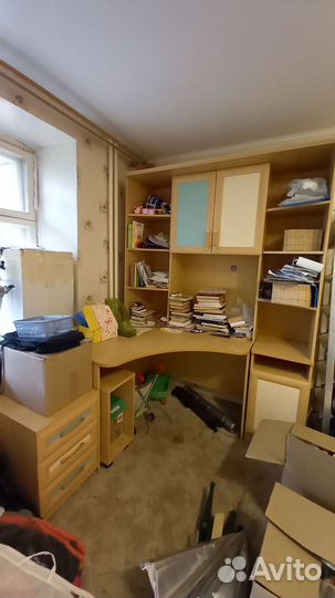 Мебель в детскую комнату шкаф стол