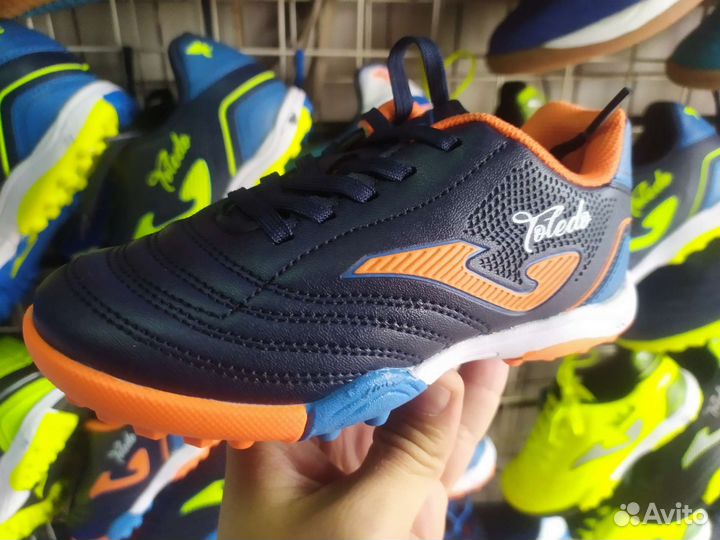 Бутсы сороконожки Joma новые