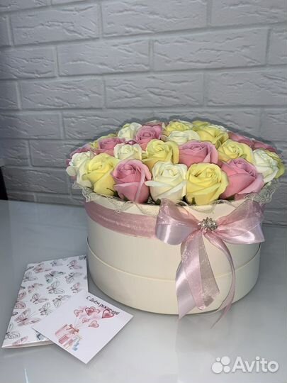Букет из мыльных роз 55 роз 101 роза