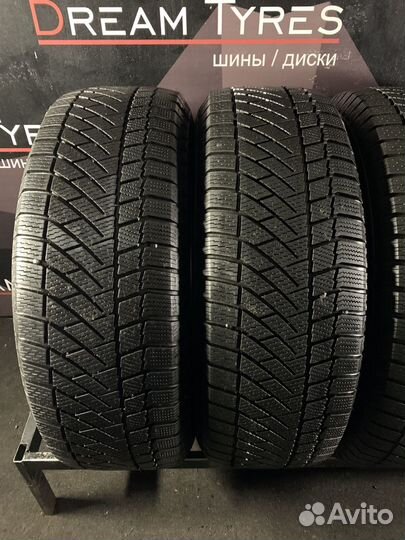 Continental ContiVikingContact 6 235/65 R17