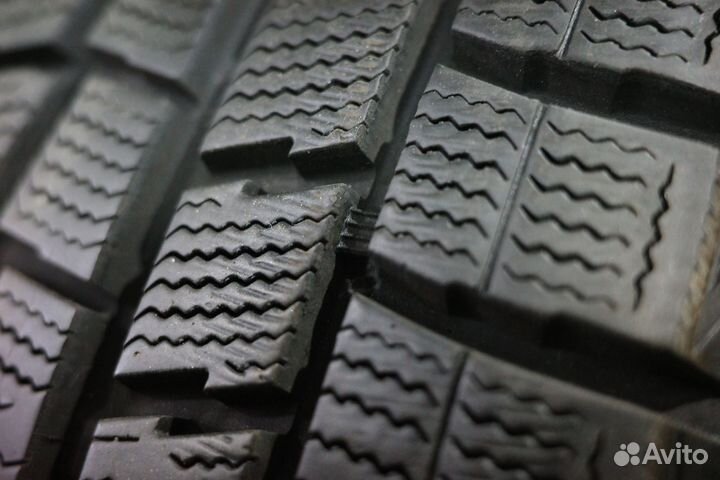 Dunlop Winter Maxx WM01 215/65 R16 98Q