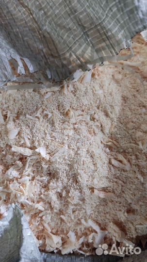 Опилки в мешках