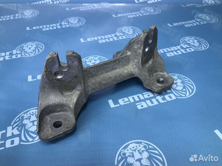 Кронштейн опоры кпп BMW 1 F20/F21