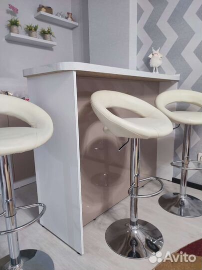Барная стойка для кухни бу со стульями