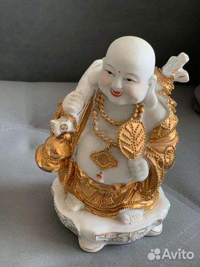 Статуэтка Будда