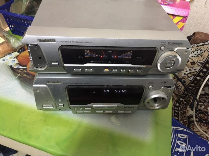 Музыкальный центр