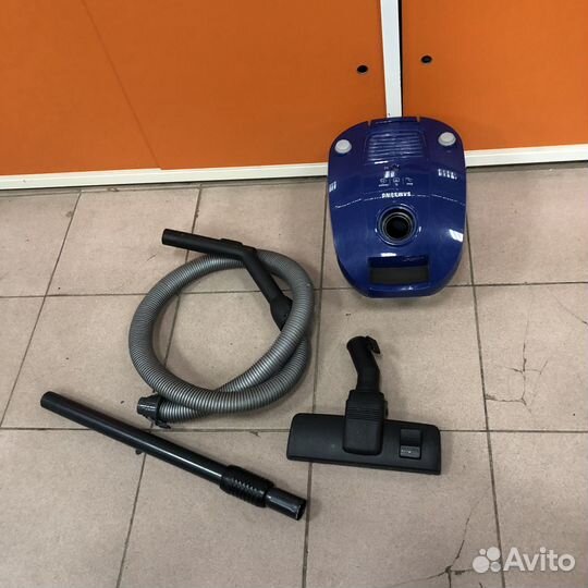 Пылесос Samsung 1600 Вт