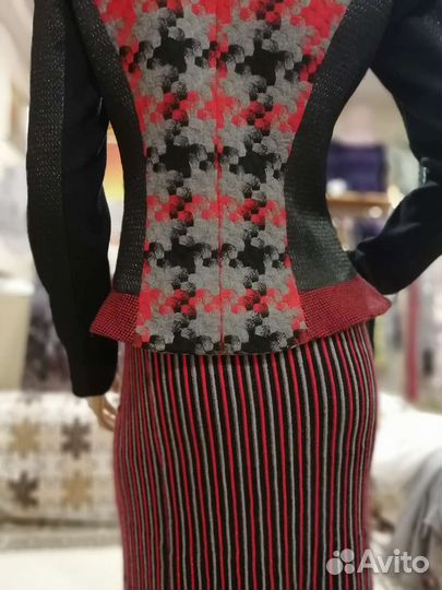 Новый женский жакет от Roccobarocco (Италия)