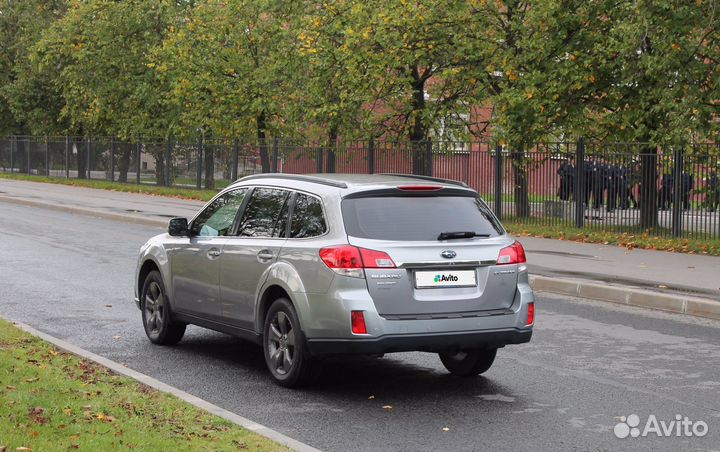 Subaru Outback 2.5 CVT, 2011, 87 000 км