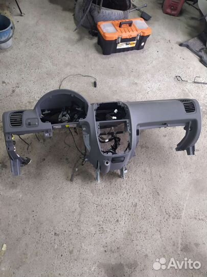 Торпеда, панель hyundai accent