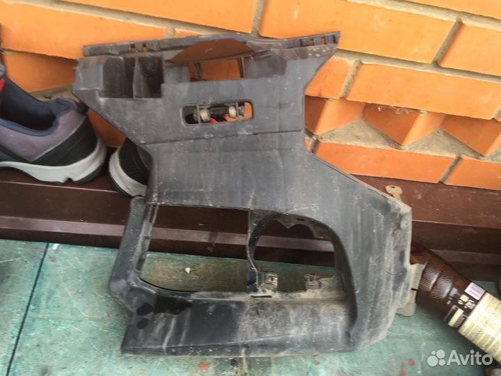 Бмв ф 10 кронштейн М-бампера -L