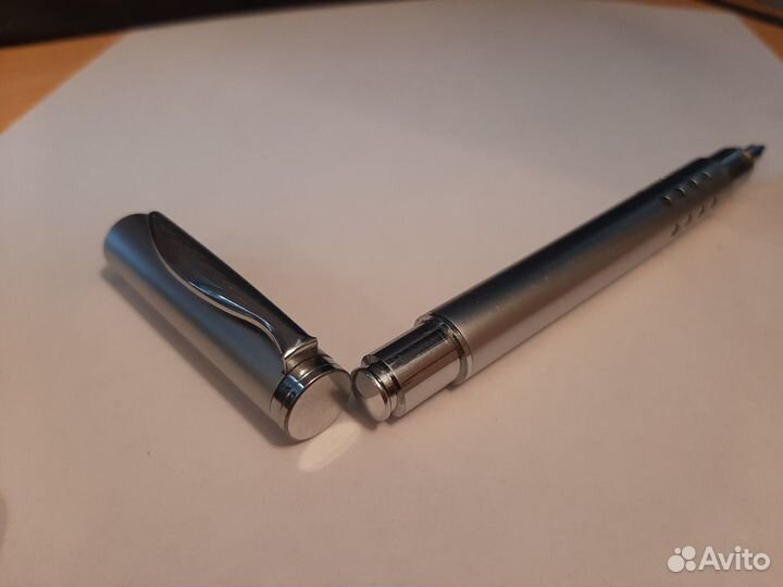 Ручка шариковая металлическая 