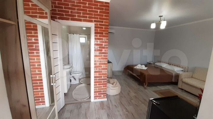 Комната 25 м² в 4-к., 1/1 эт.