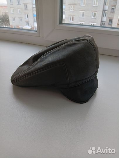 Мужская кожаная кепка