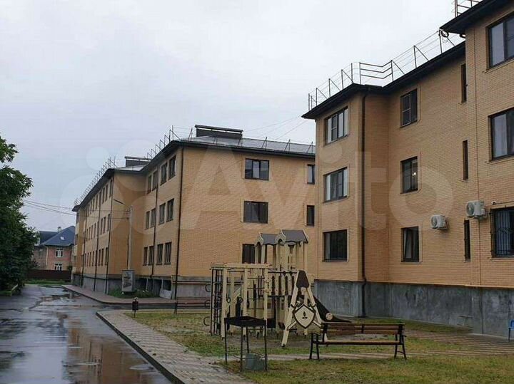 2-к. квартира, 67,7 м², 2/3 эт.