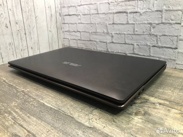 Ноутбук asus