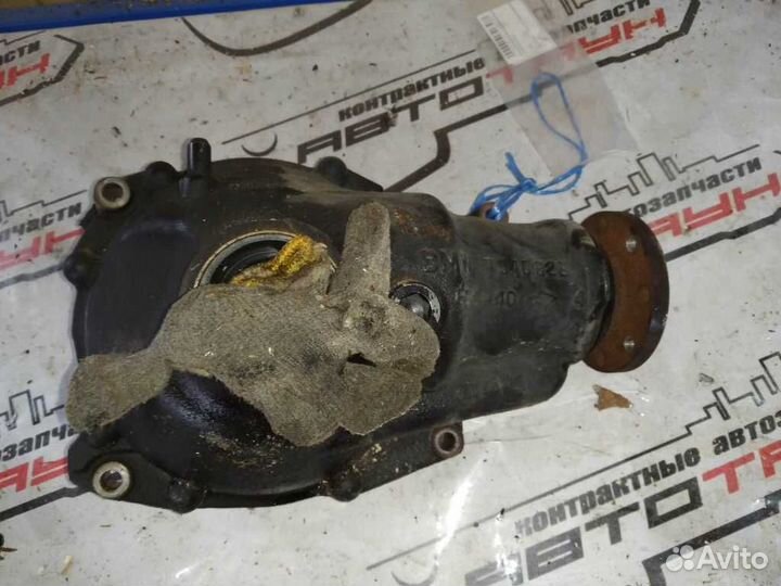 Редуктор BMW N52B25A N52B30A X3 E83 передний чугун