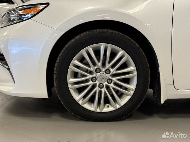 Lexus ES 2.0 AT, 2016, 150 000 км